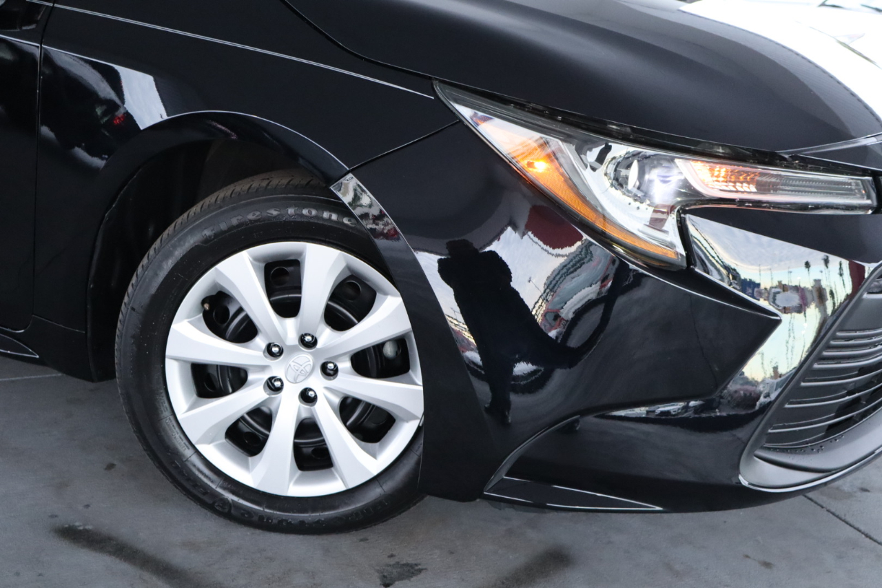 Toyota Corolla LE CVT 2024