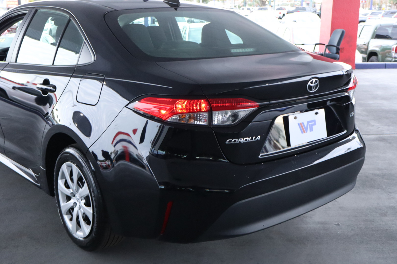 Toyota Corolla LE CVT 2024