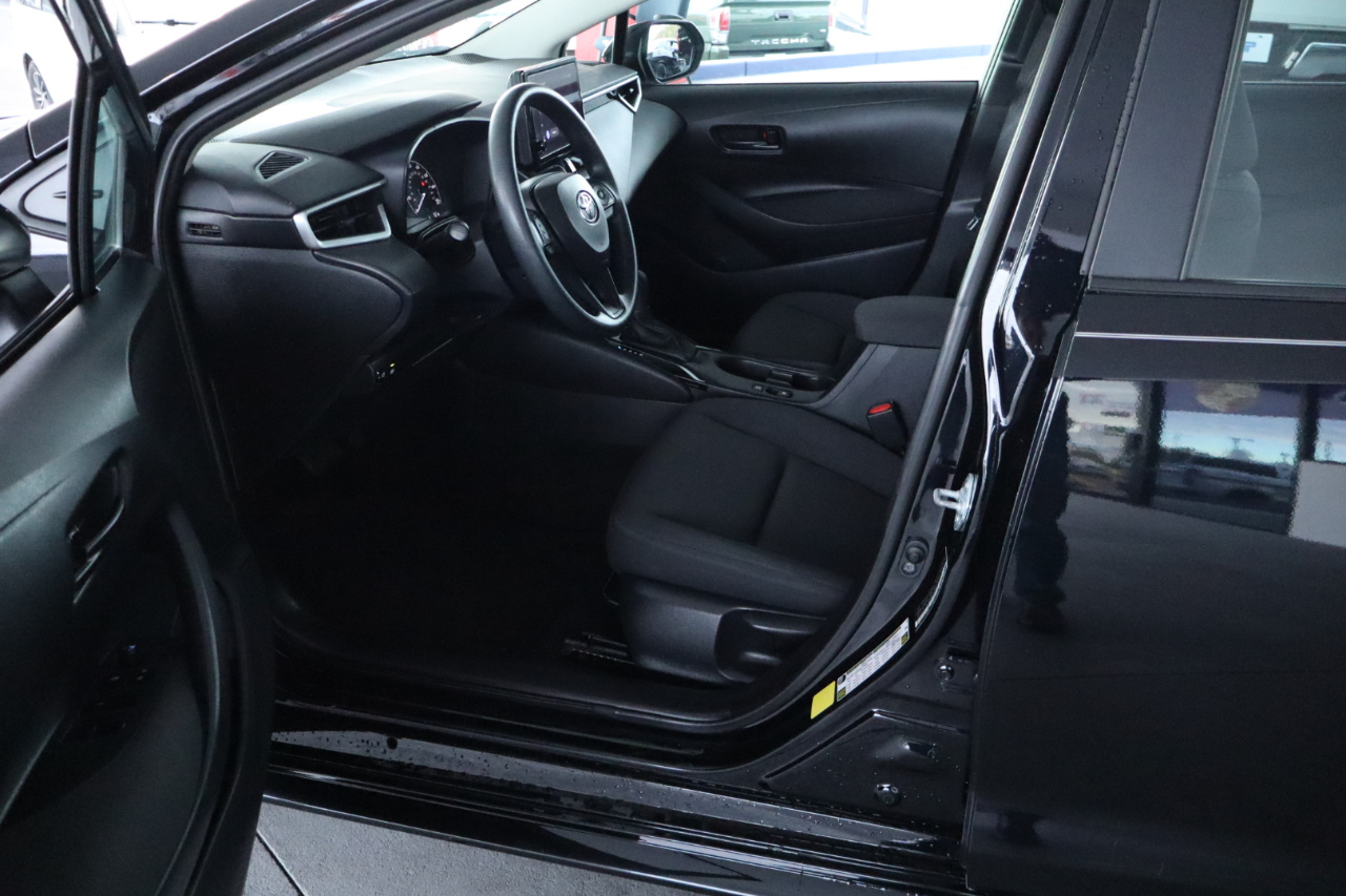 Toyota Corolla LE CVT 2024