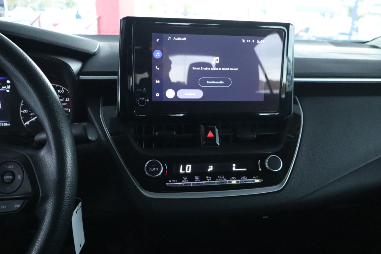 Toyota Corolla LE CVT 2024