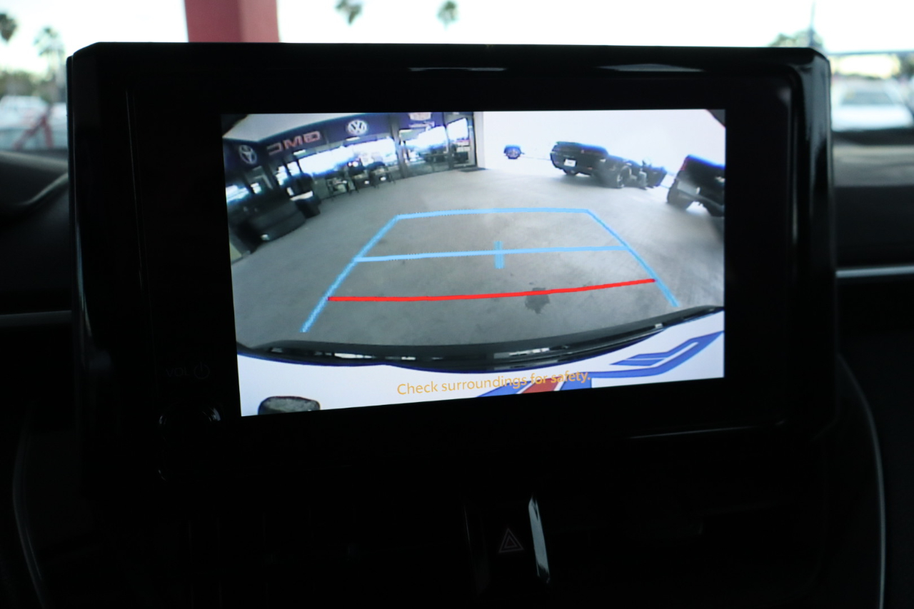 Toyota Corolla LE CVT 2024