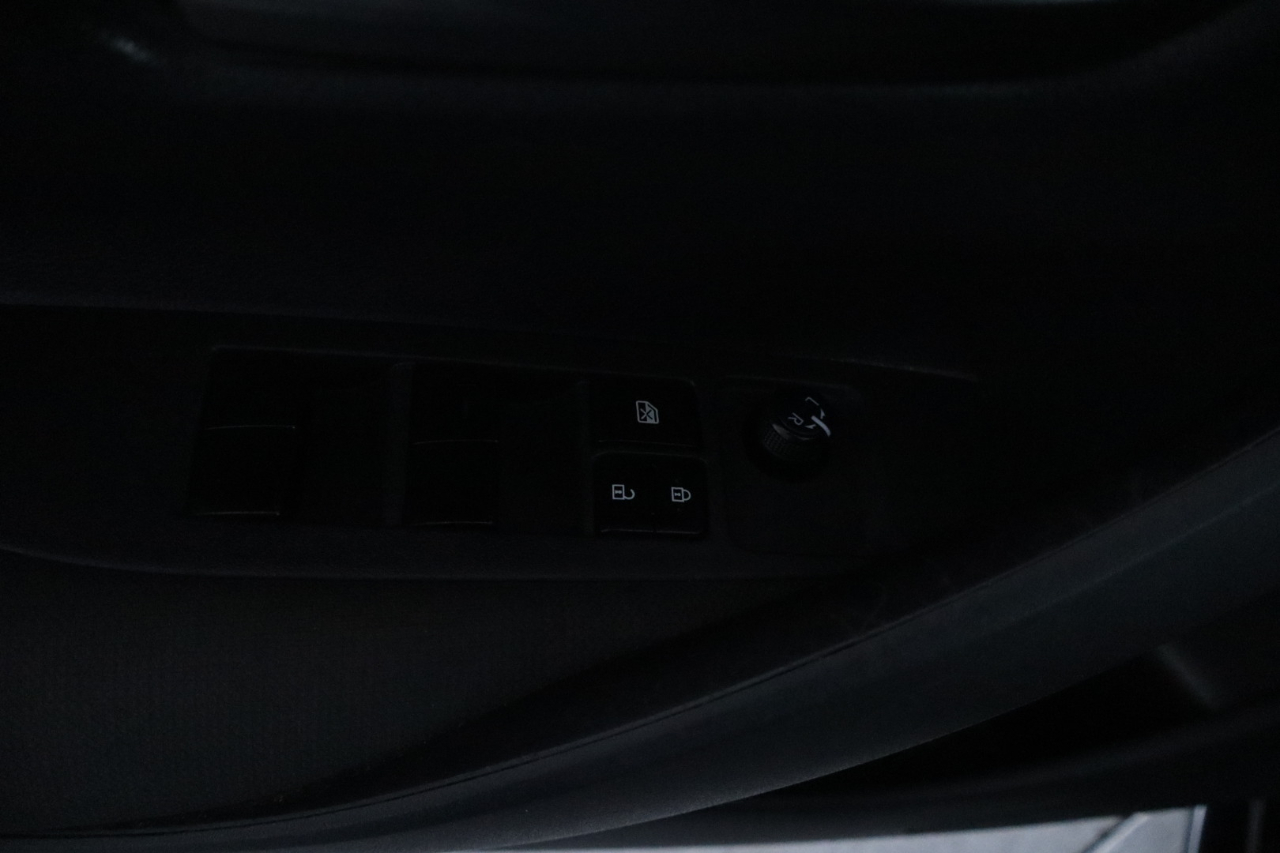 Toyota Corolla LE CVT 2024