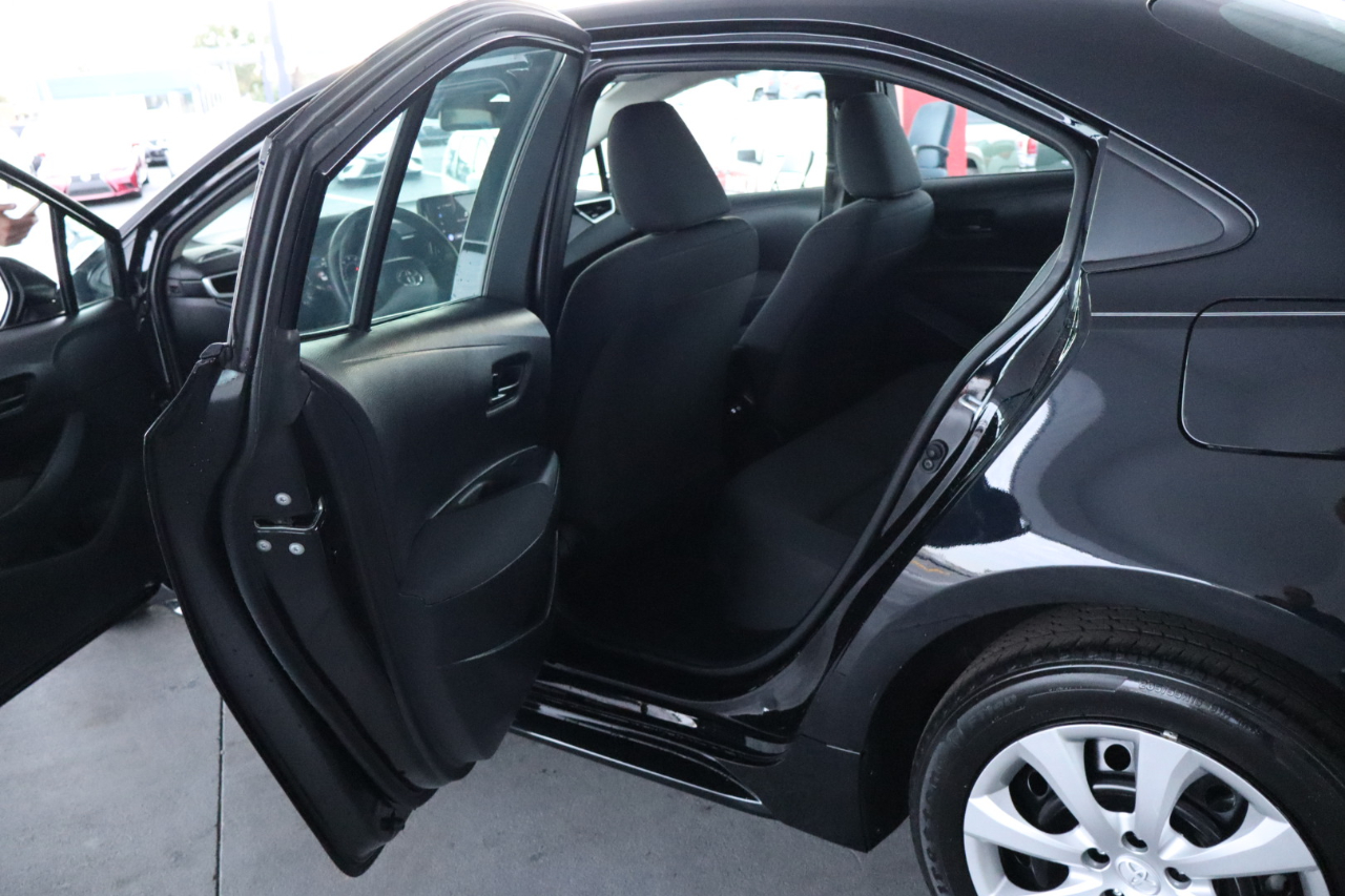 Toyota Corolla LE CVT 2024