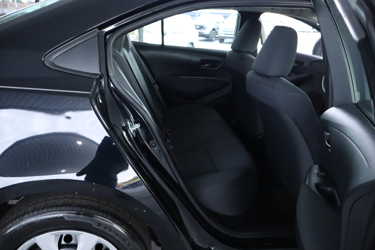 Toyota Corolla LE CVT 2024