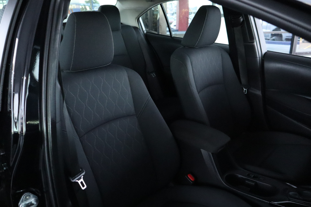 Toyota Corolla LE CVT 2024