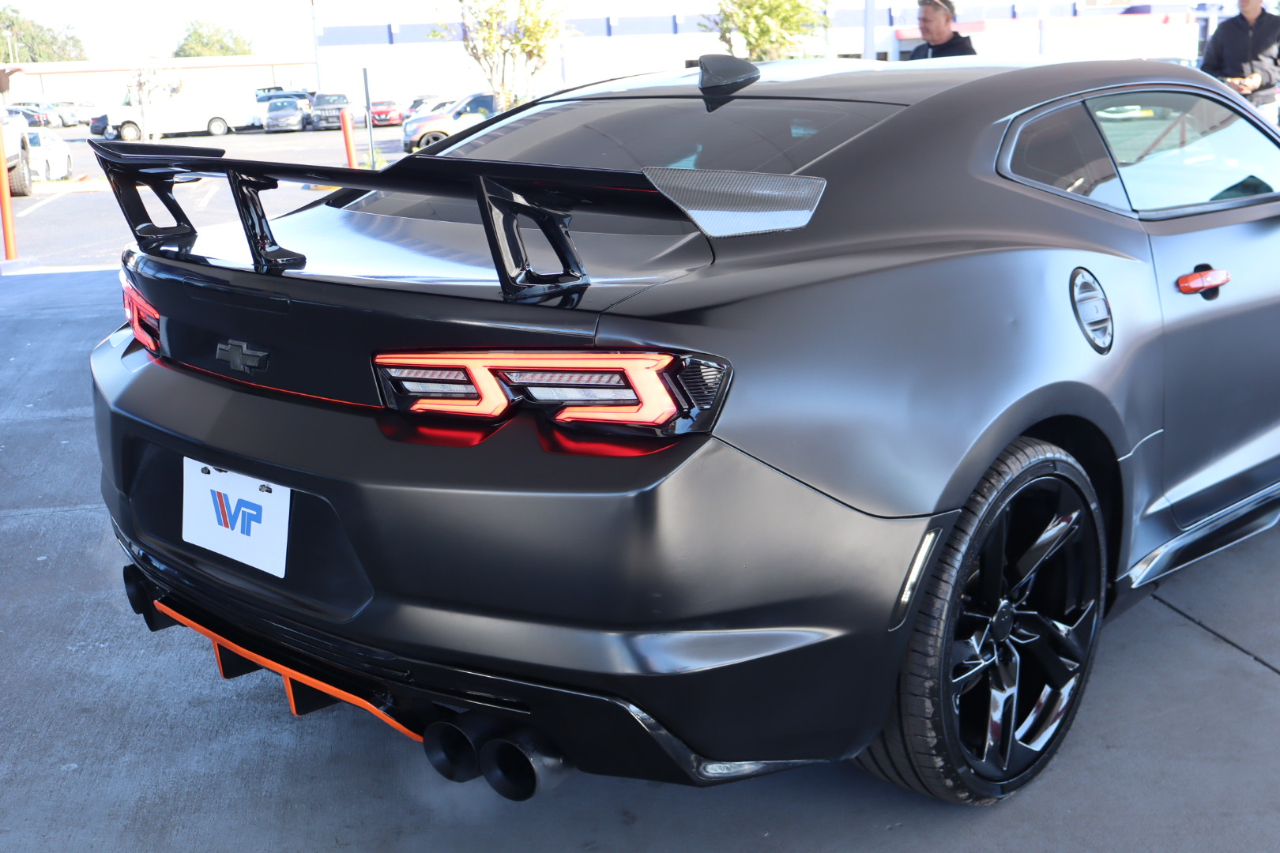 Chevrolet Camaro 2dr Cpe LT1 2021