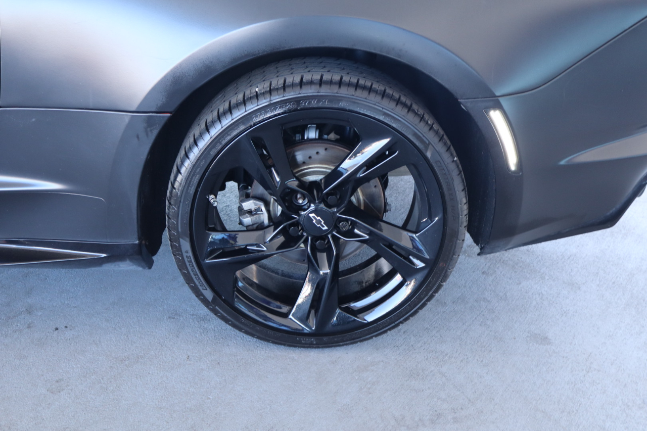 Chevrolet Camaro 2dr Cpe LT1 2021