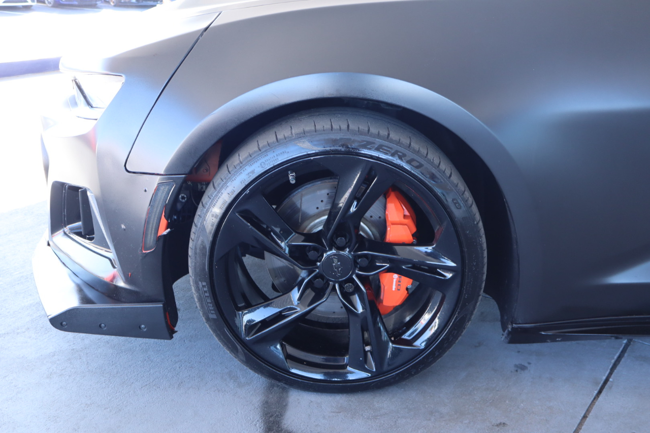 Chevrolet Camaro 2dr Cpe LT1 2021