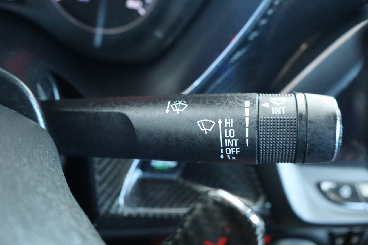 Chevrolet Camaro 2dr Cpe LT1 2021