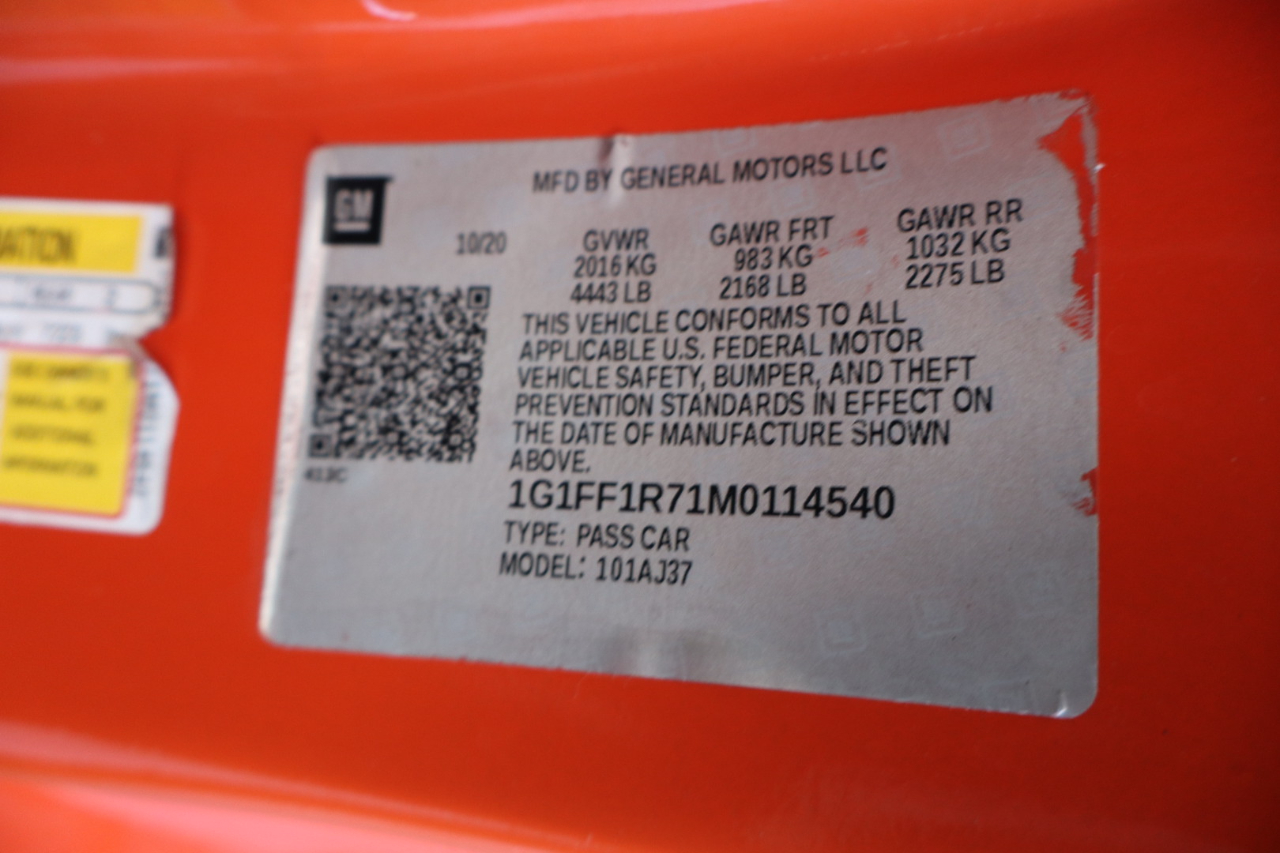 Chevrolet Camaro 2dr Cpe LT1 2021