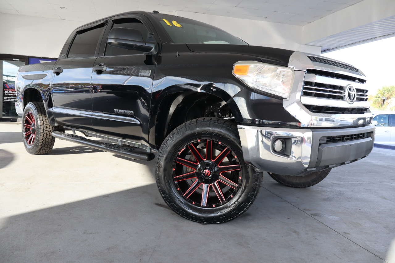 Toyota Tundra 2WD Truck CrewMax 5.7L FFV V8 6-Spd AT SR5 (Natl) 2016