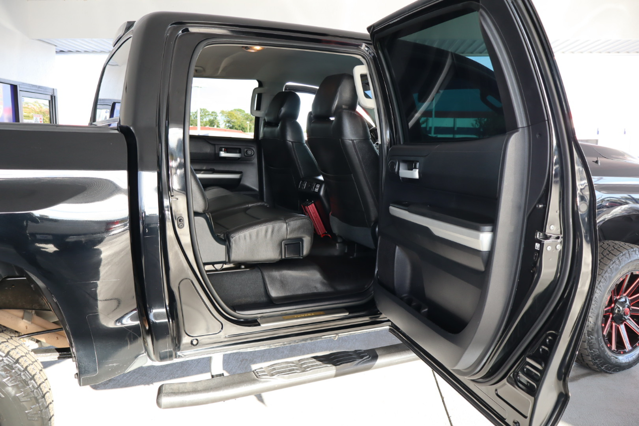 Toyota Tundra 2WD Truck CrewMax 5.7L FFV V8 6-Spd AT SR5 (Natl) 2016