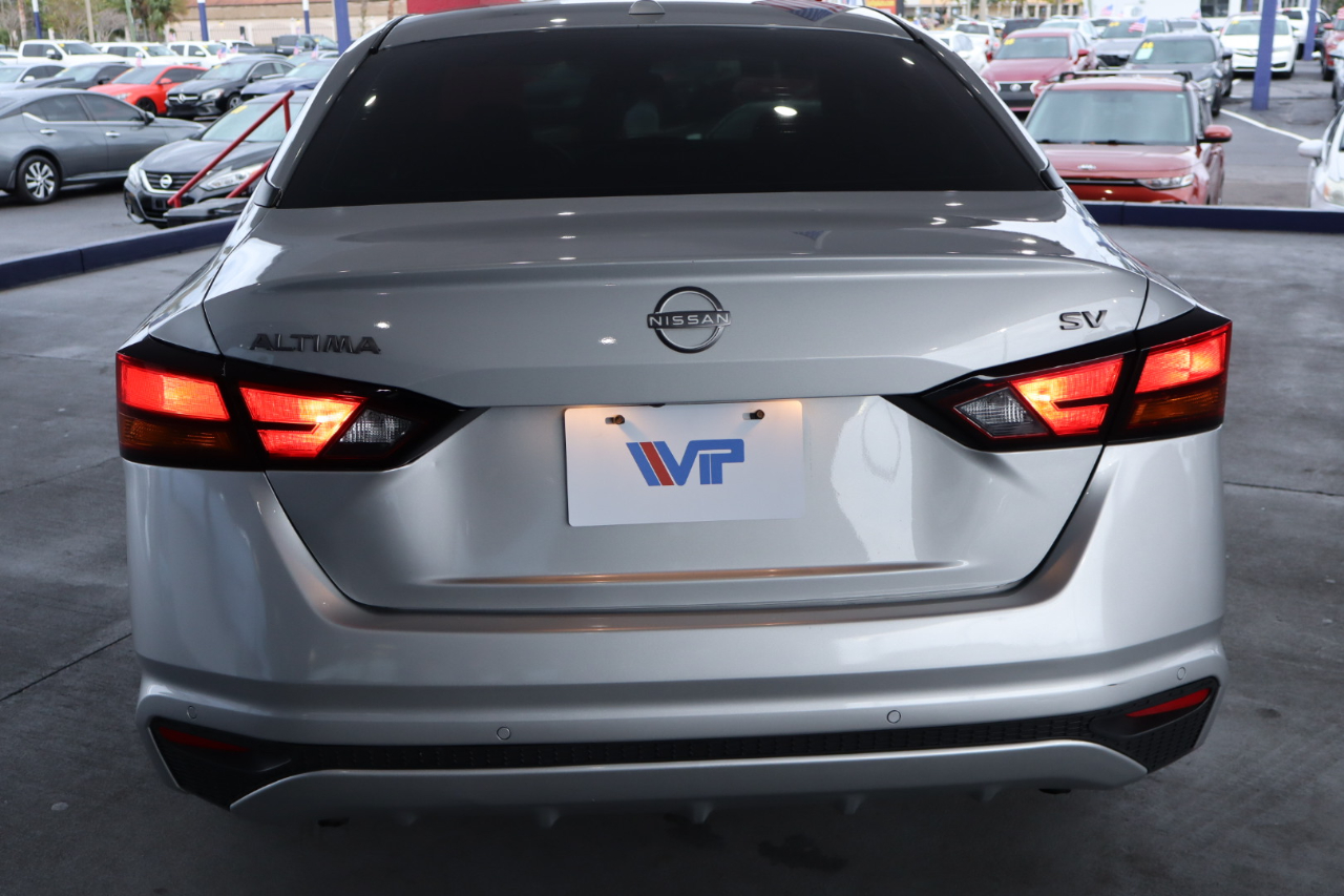 Nissan Altima 2.5 SV Sedan 2023