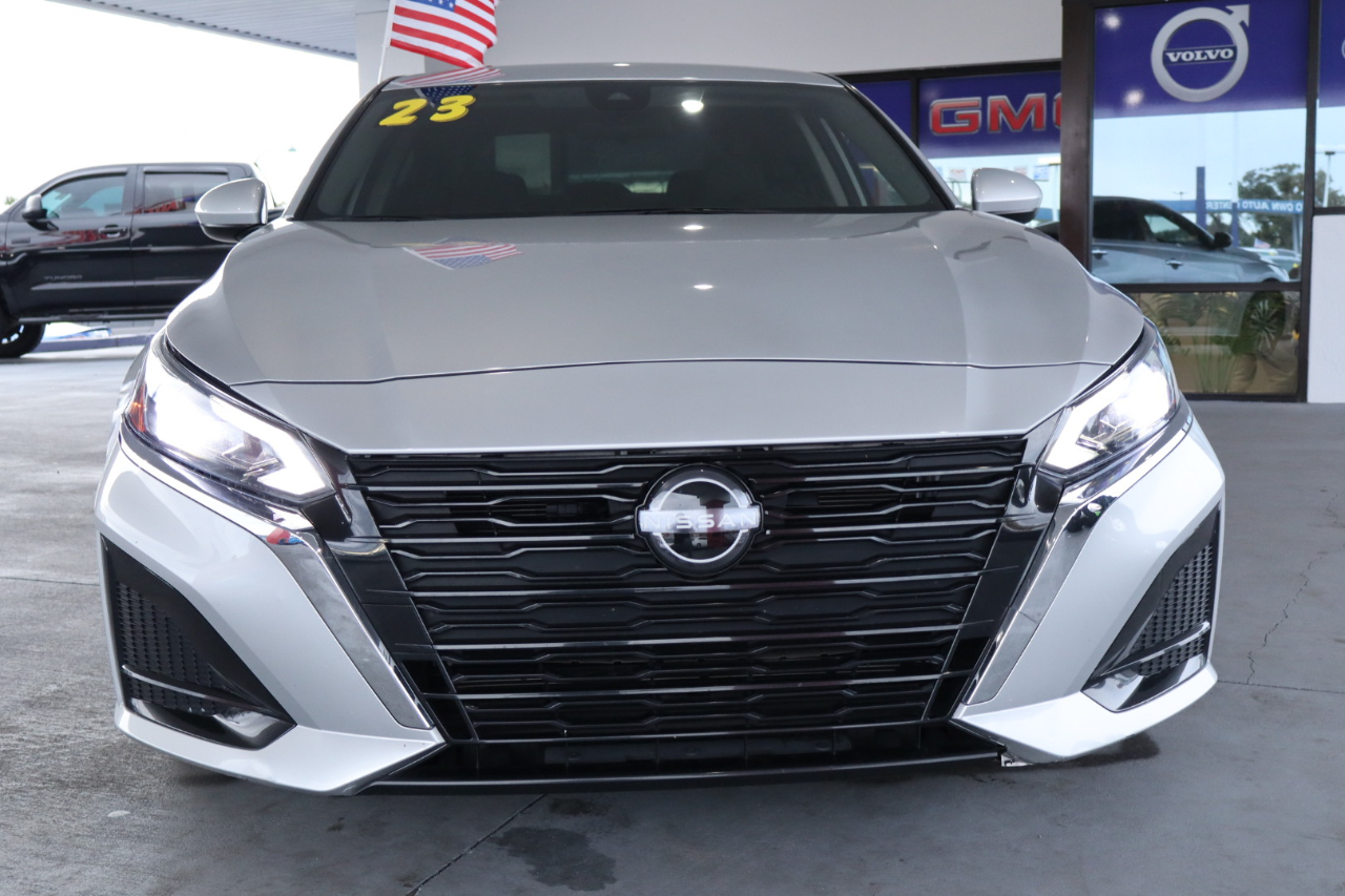 Nissan Altima 2.5 SV Sedan 2023