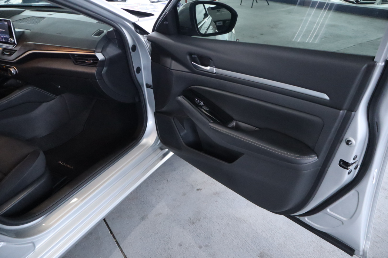 Nissan Altima 2.5 SV Sedan 2023