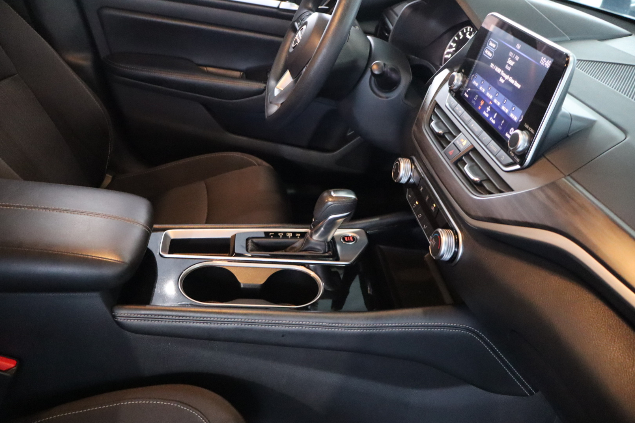 Nissan Altima 2.5 SV Sedan 2023