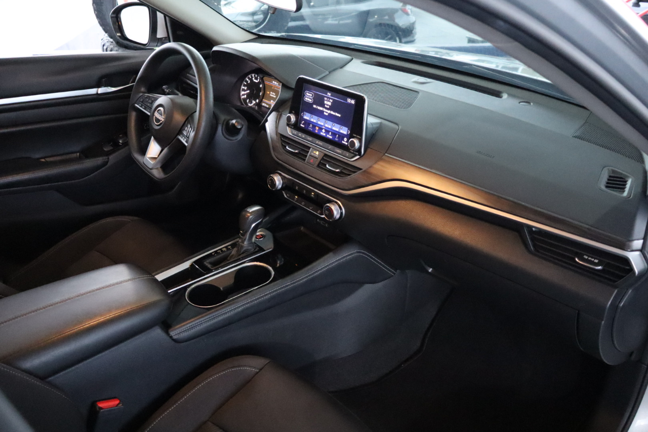 Nissan Altima 2.5 SV Sedan 2023