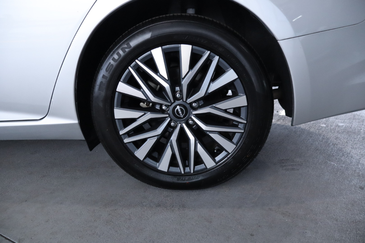 Nissan Altima 2.5 SV Sedan 2023