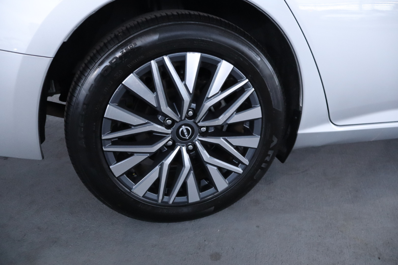 Nissan Altima 2.5 SV Sedan 2023