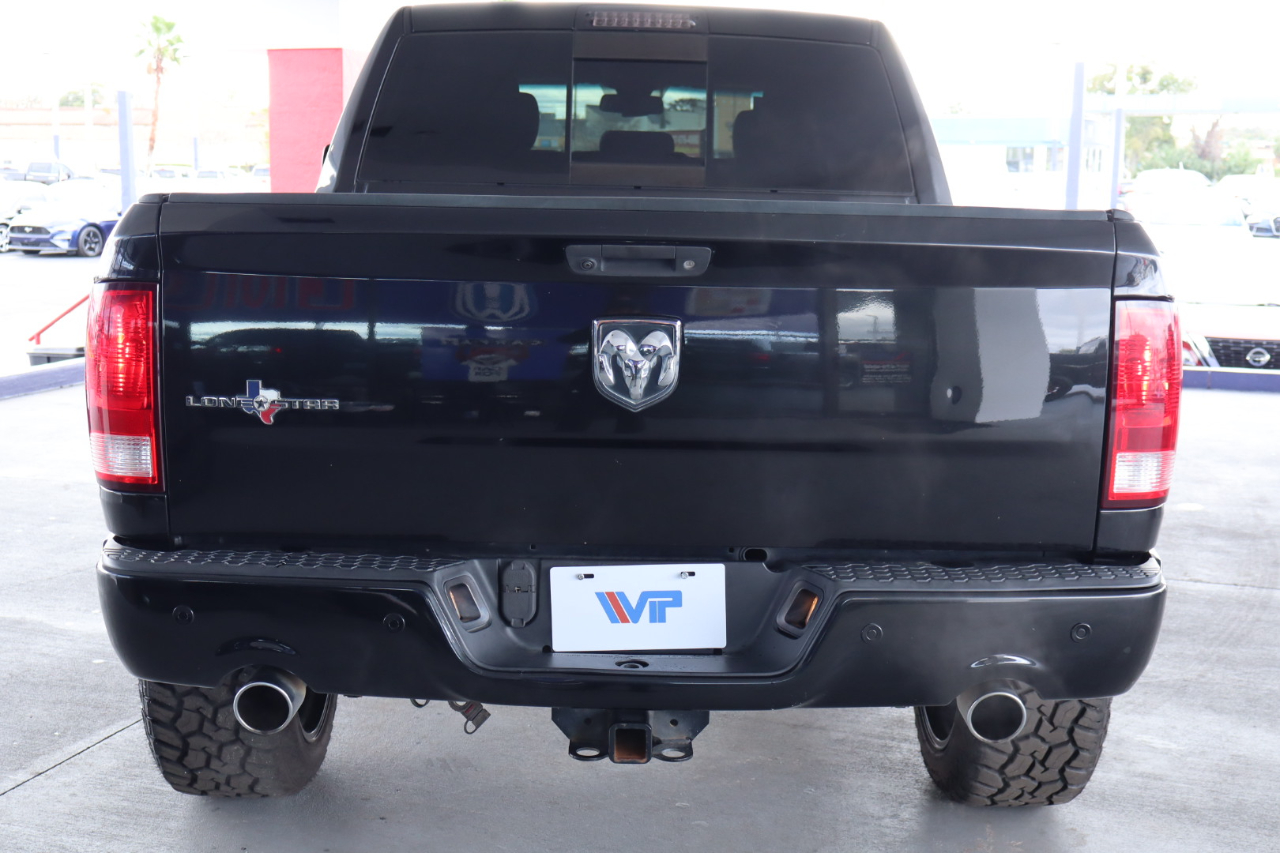 RAM 1500 2WD Crew Cab 140.5" Lone Star 2016
