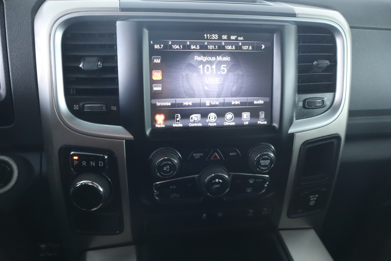 RAM 1500 2WD Crew Cab 140.5" Lone Star 2016