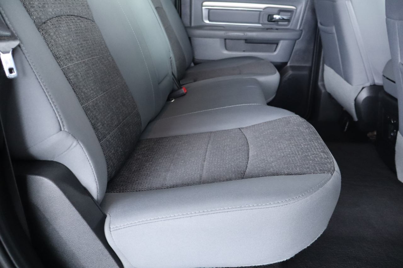 RAM 1500 2WD Crew Cab 140.5" Lone Star 2016