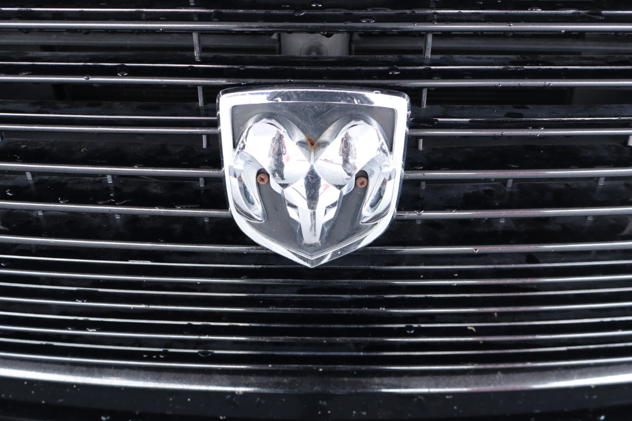 RAM 1500 2WD Crew Cab 140.5" Lone Star 2016