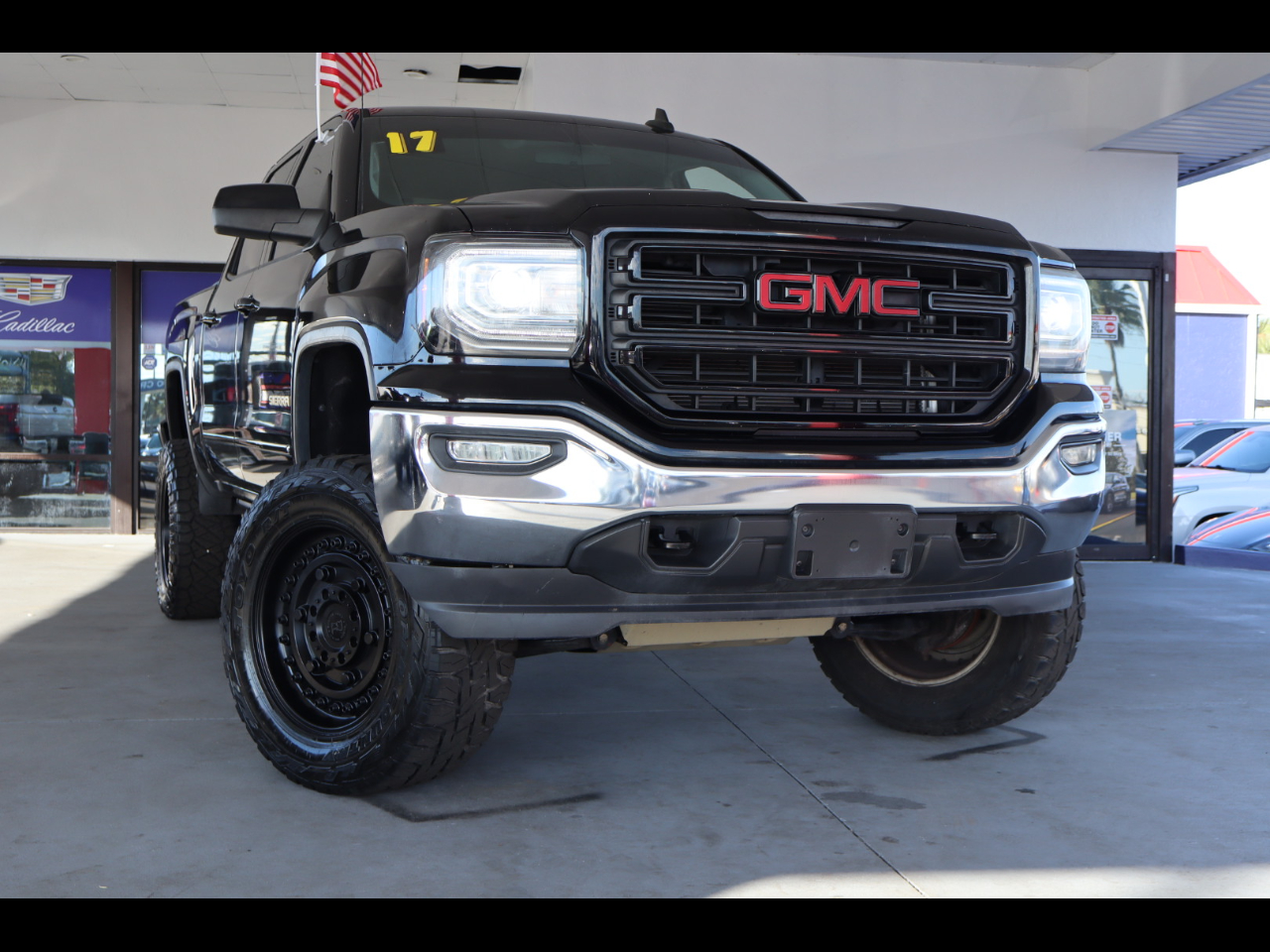 2017 GMC Sierra 1500 4WD Crew Cab 143.5" SLE