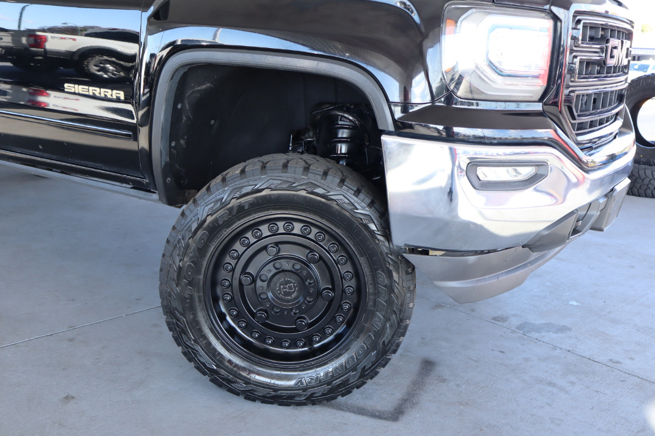 GMC Sierra 1500 4WD Crew Cab 143.5" SLE 2017