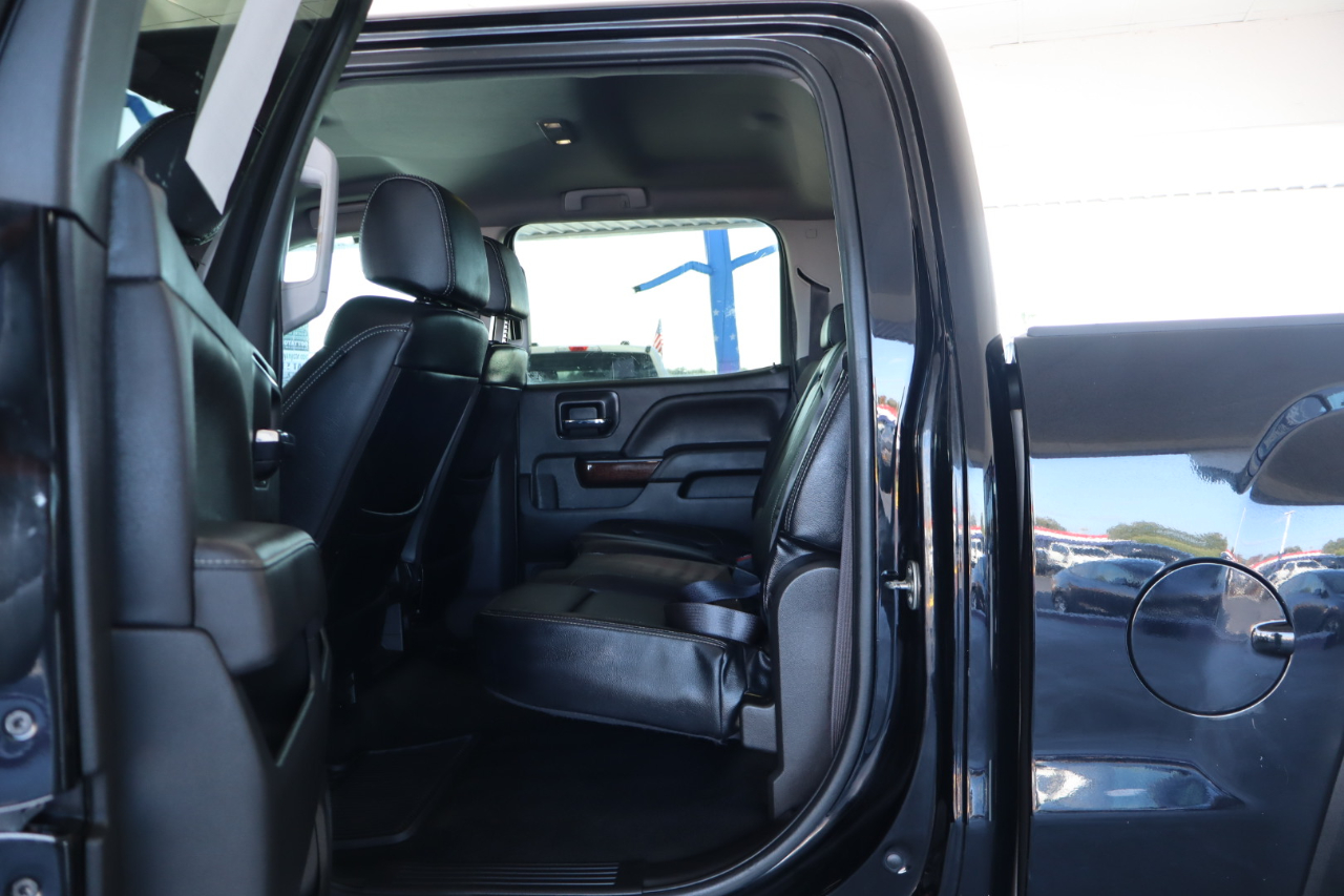 GMC Sierra 1500 4WD Crew Cab 143.5" SLE 2017