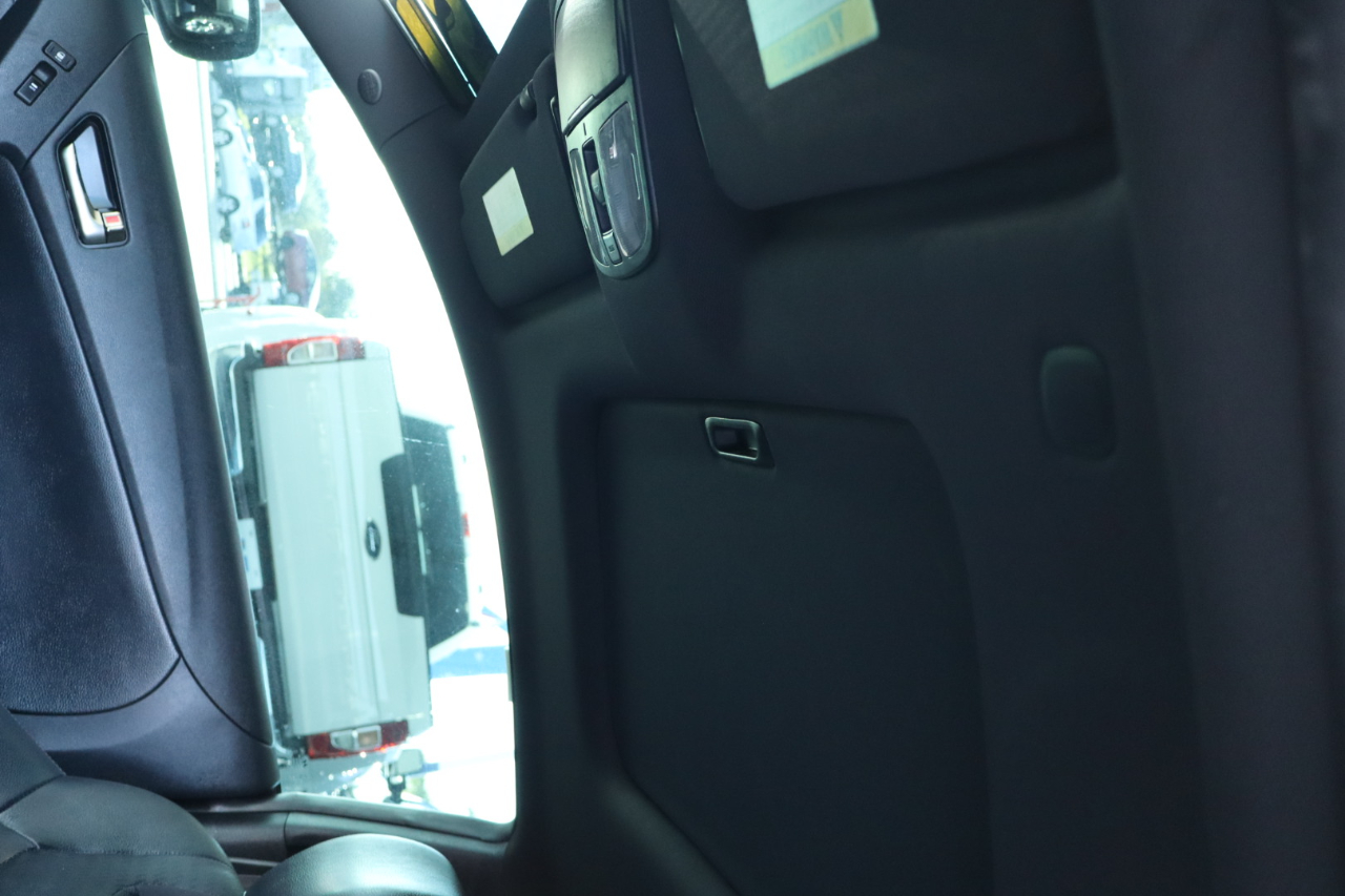 Hyundai Genesis Coupe 2dr 3.8L Auto Ultimate w/Black Seats 2015