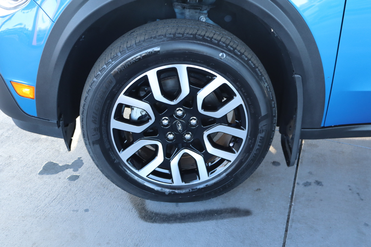 Ford Maverick Lariat FWD SuperCrew 2022