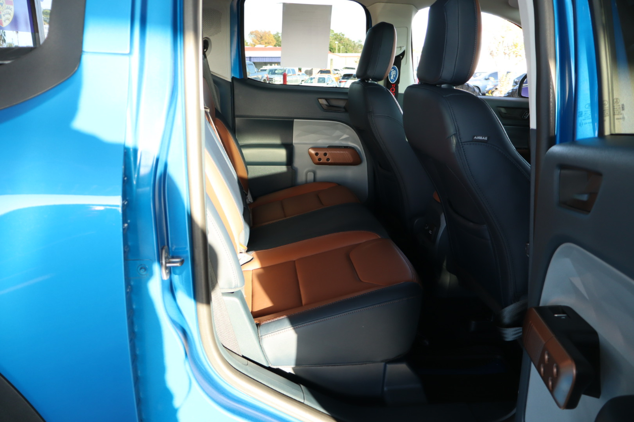 Ford Maverick Lariat FWD SuperCrew 2022