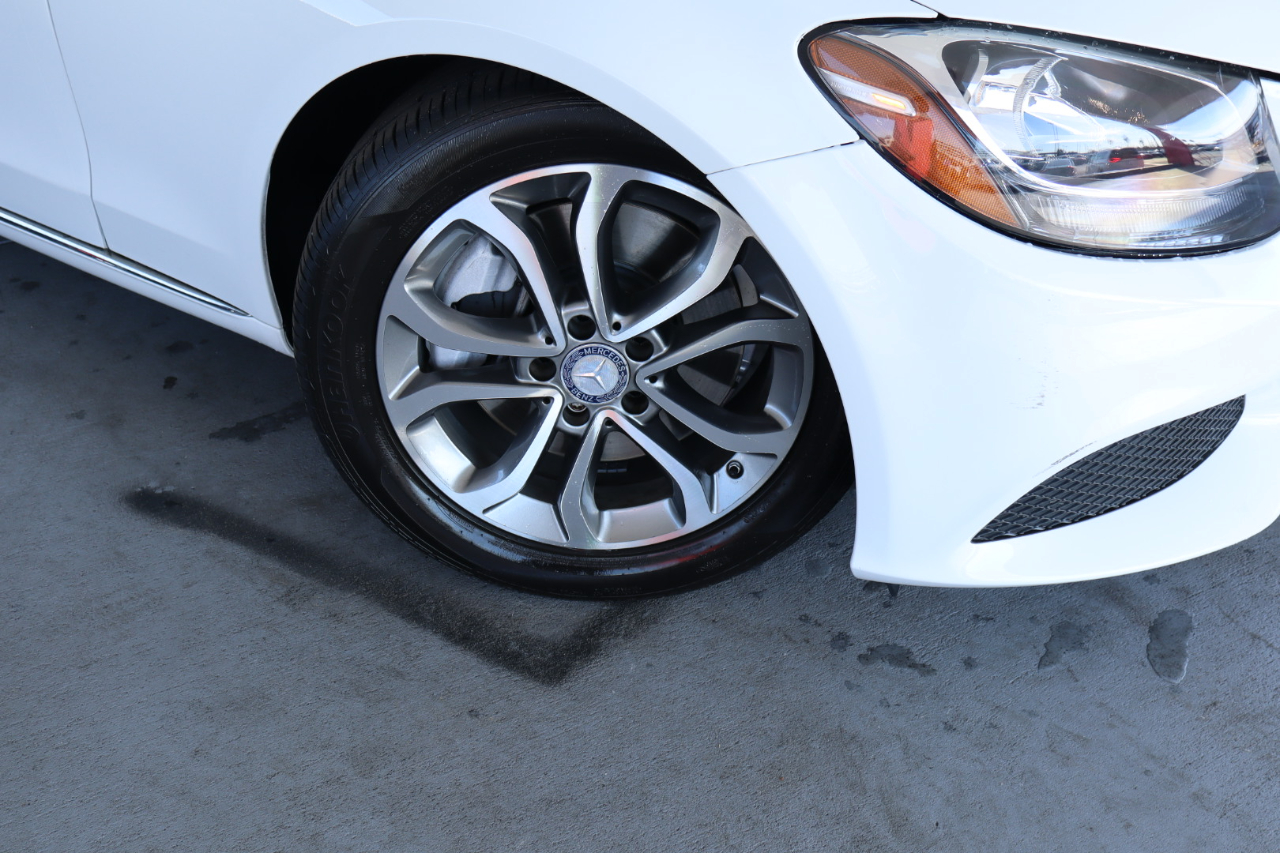 Mercedes-Benz C-Class 4dr Sdn C 300 RWD 2015