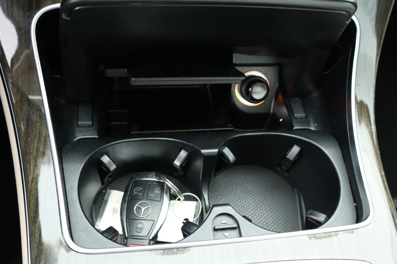 Mercedes-Benz C-Class 4dr Sdn C 300 RWD 2015