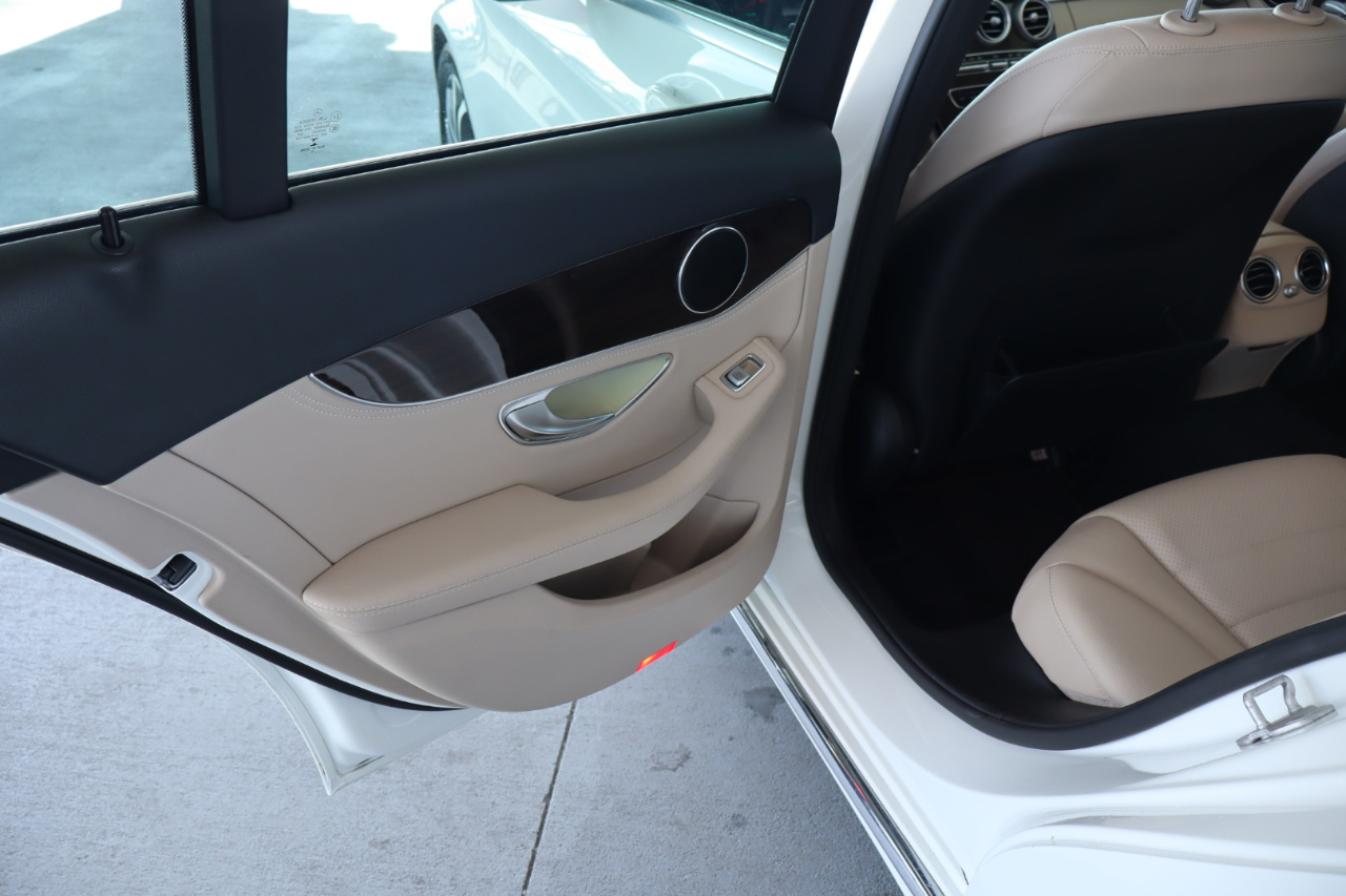 Mercedes-Benz C-Class 4dr Sdn C 300 RWD 2015