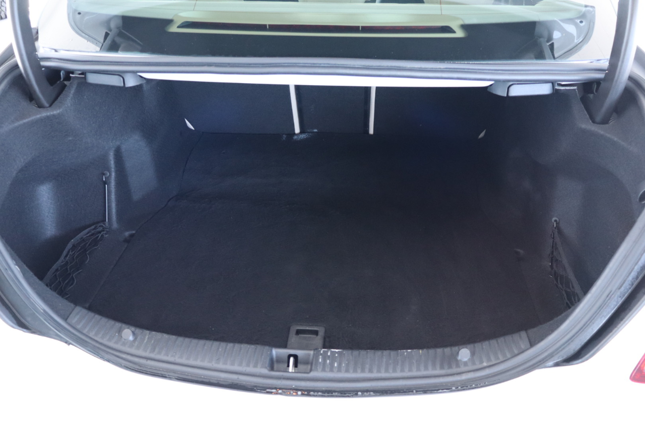 Mercedes-Benz C-Class 4dr Sdn C 300 RWD 2015