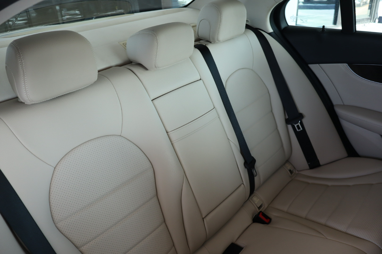 Mercedes-Benz C-Class 4dr Sdn C 300 RWD 2015