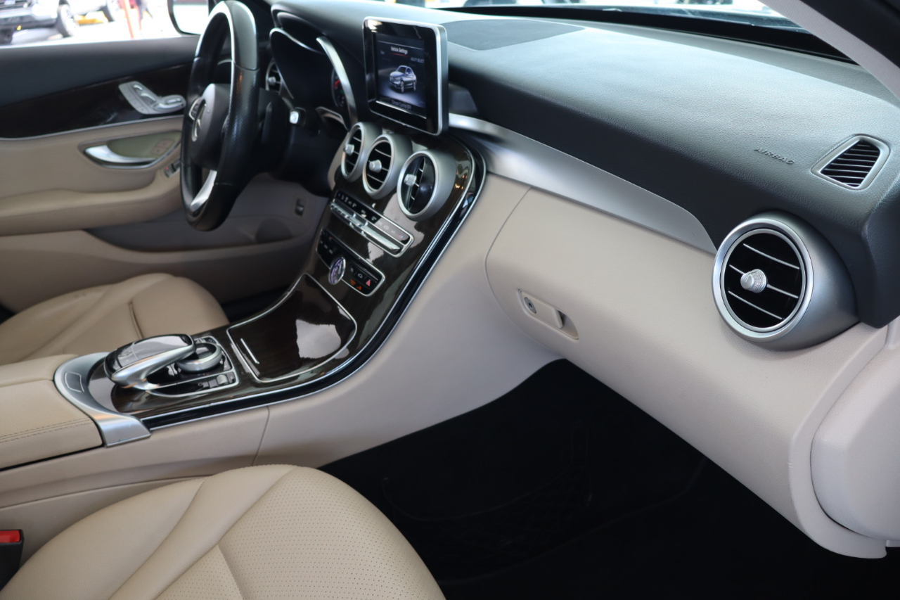 Mercedes-Benz C-Class 4dr Sdn C 300 RWD 2015