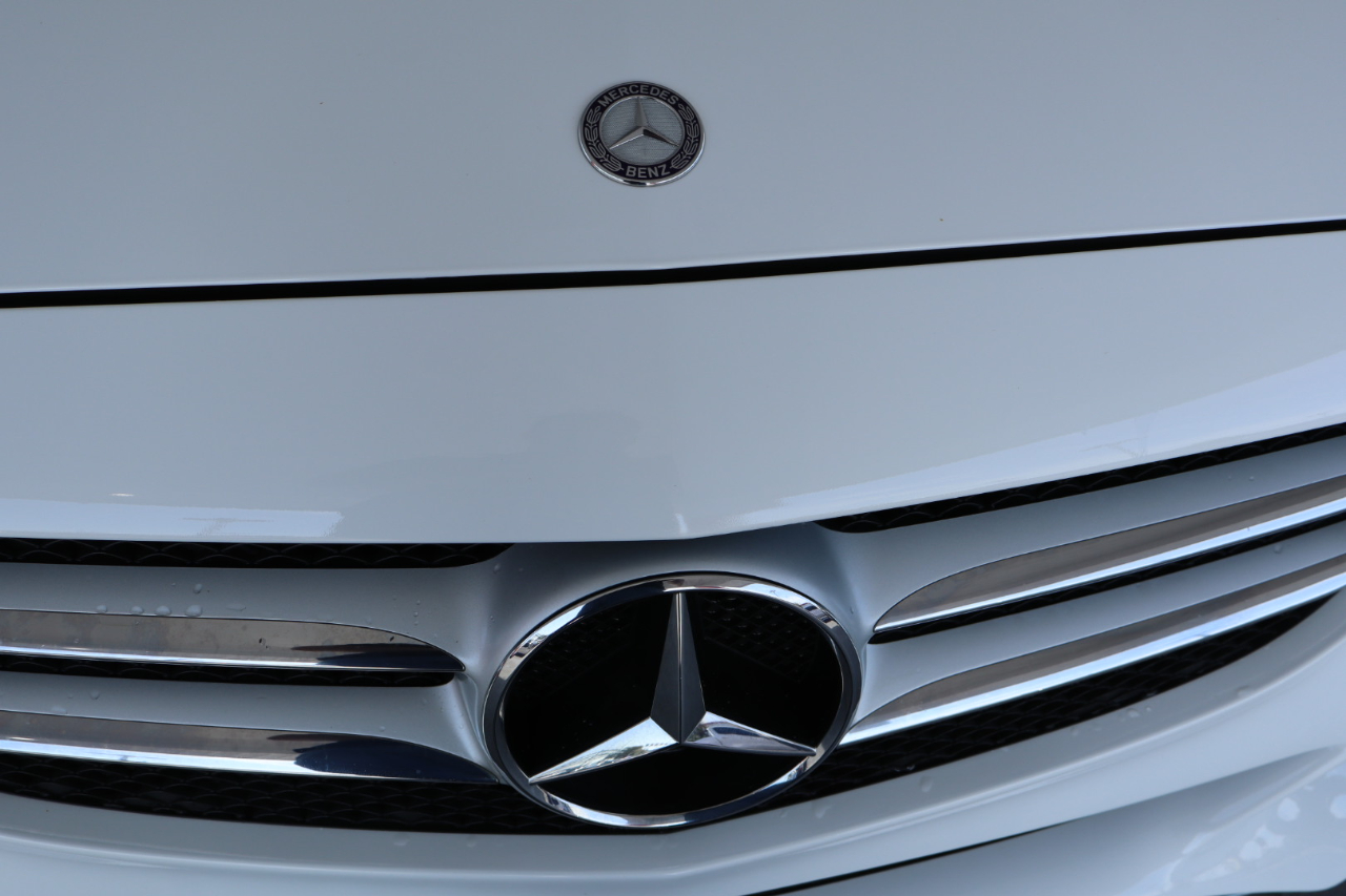 Mercedes-Benz C-Class 4dr Sdn C 300 RWD 2015