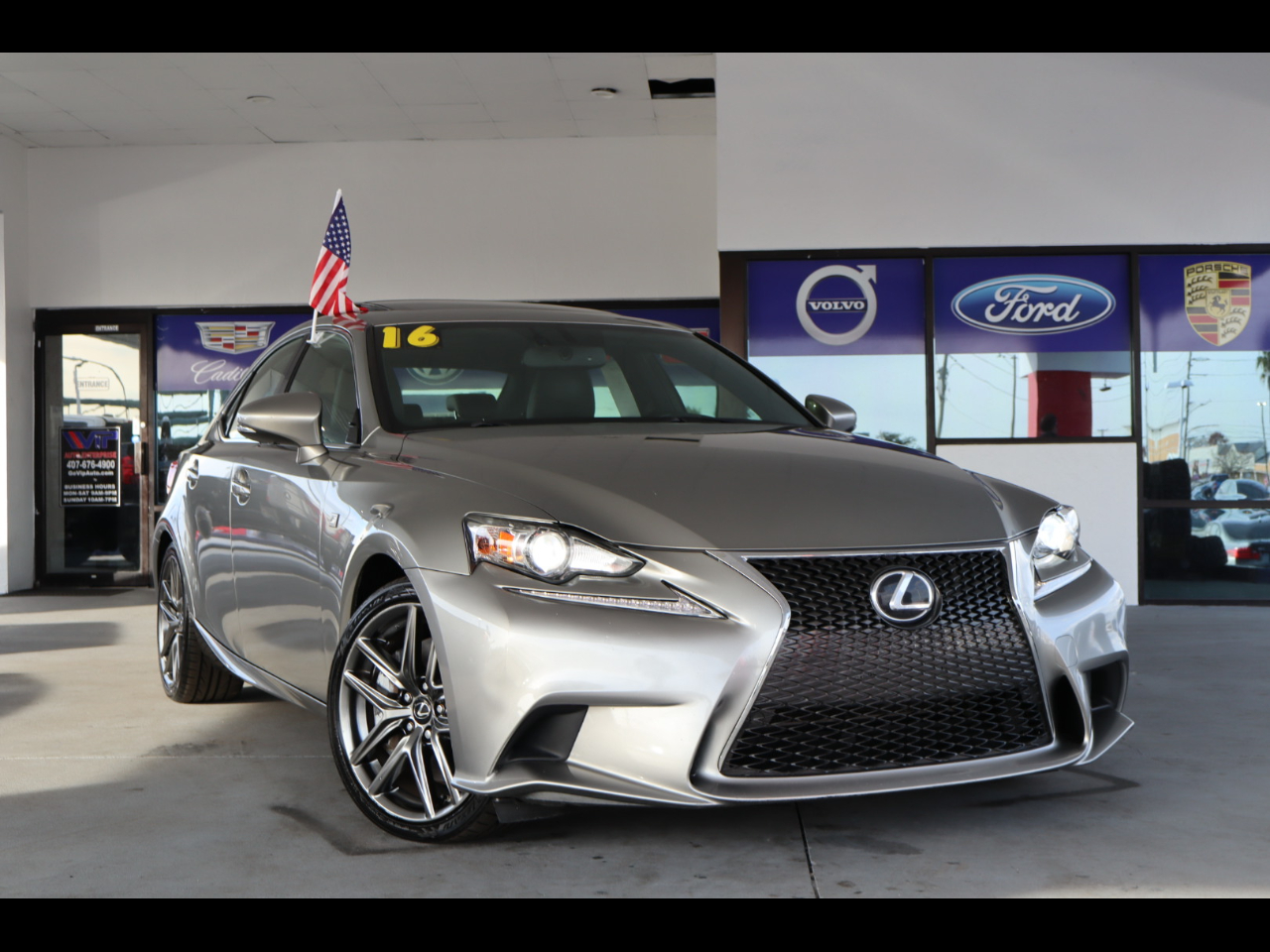 Lexus IS 300 4dr Sdn AWD 2016