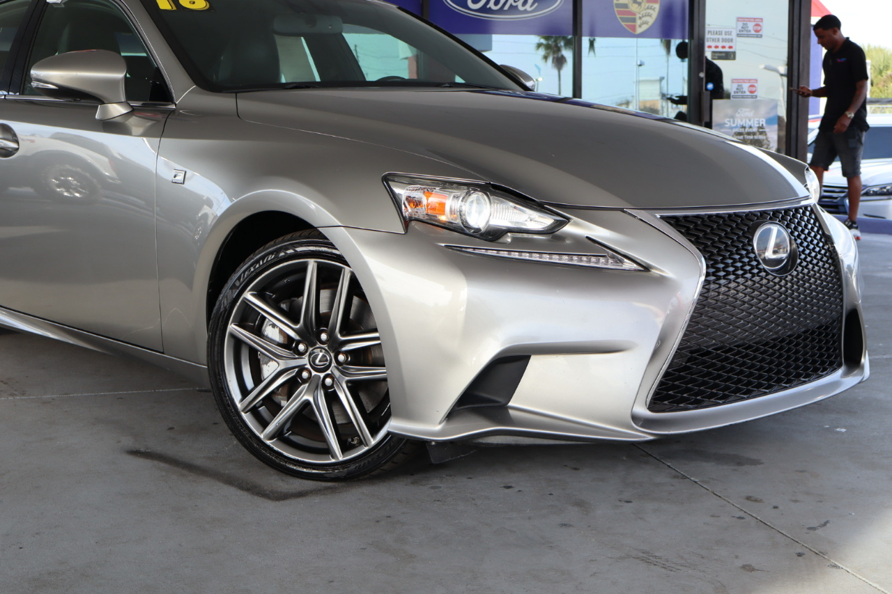 Lexus IS 300 4dr Sdn AWD 2016