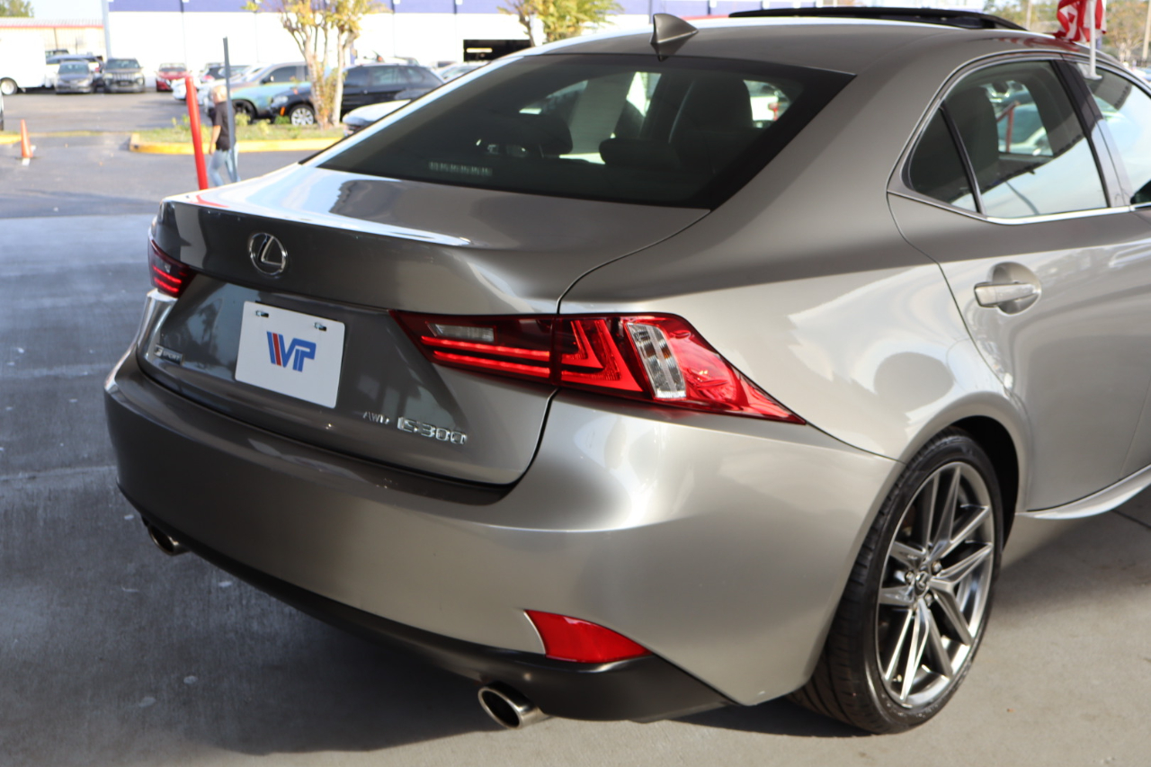 Lexus IS 300 4dr Sdn AWD 2016