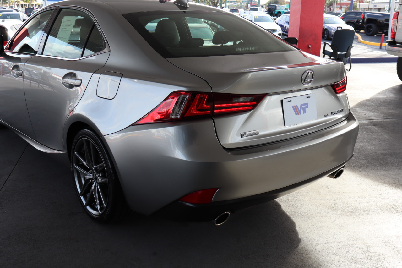 Lexus IS 300 4dr Sdn AWD 2016