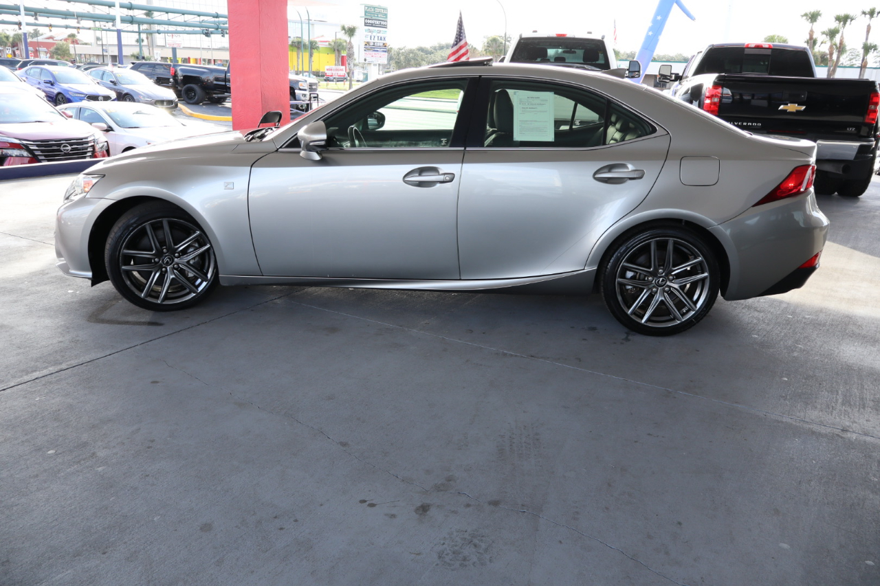 Lexus IS 300 4dr Sdn AWD 2016