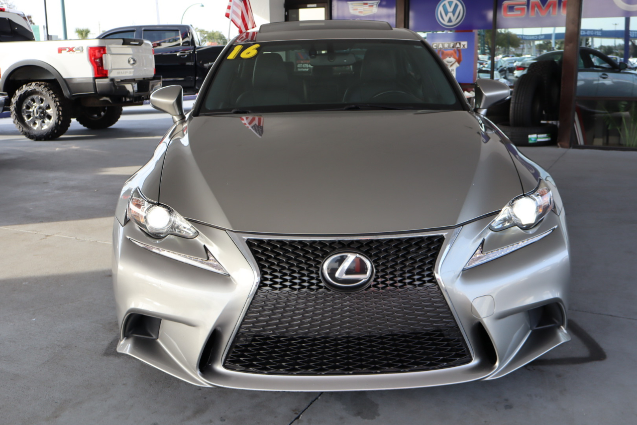 Lexus IS 300 4dr Sdn AWD 2016