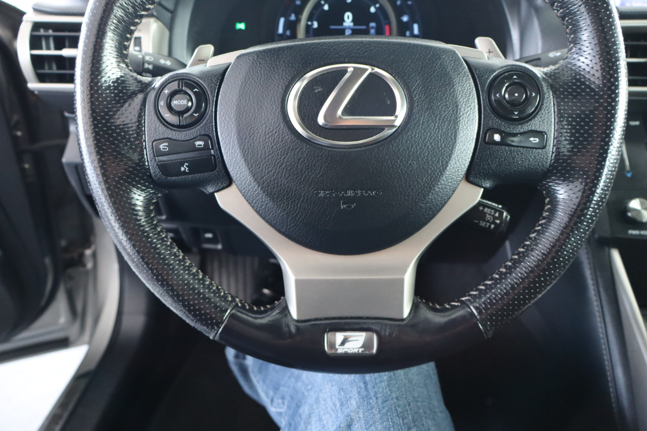 Lexus IS 300 4dr Sdn AWD 2016