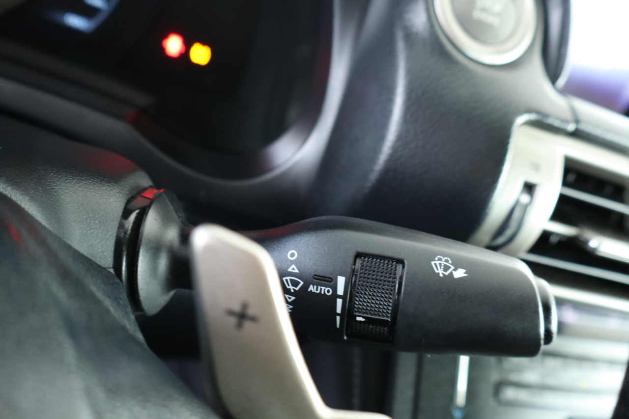 Lexus IS 300 4dr Sdn AWD 2016