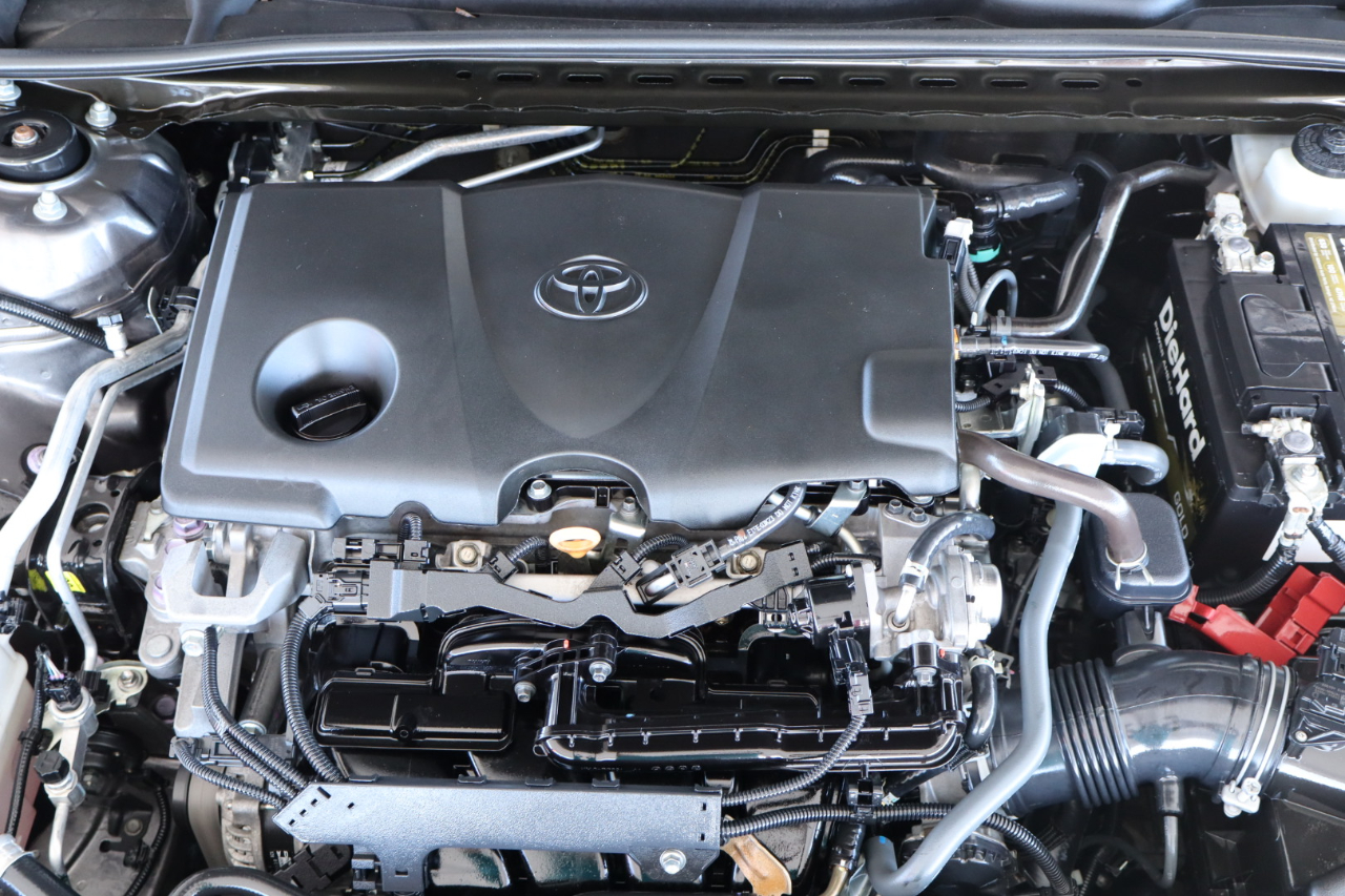 Toyota Camry LE Auto (Natl) 2021