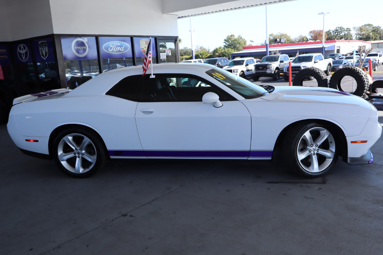 Dodge Challenger GT RWD 2019